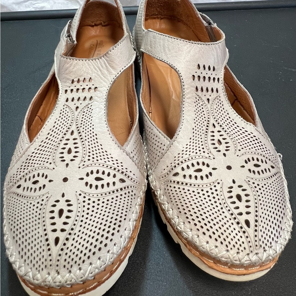 Coldwater Creek Taupe Perforated Loafers - Picture 2 of 11
